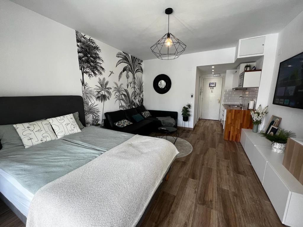 Lux Apartment By Namaste Elite Torremolinos Buitenkant foto