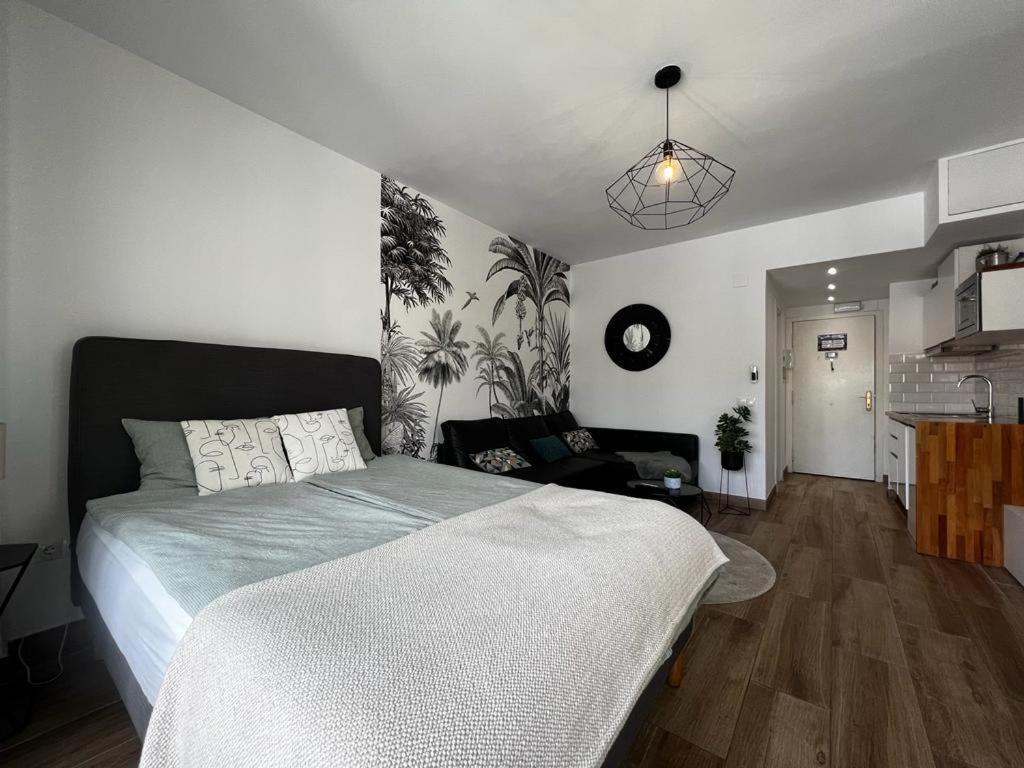 Lux Apartment By Namaste Elite Torremolinos Buitenkant foto